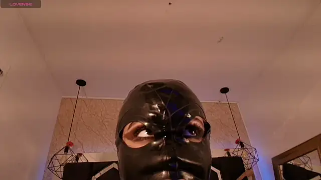 Haelycute online show from October 18, 7:58 pm