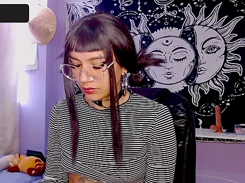 Snapshot of melissahowl chatting on July 19, 3:49 pm melissahowl online show from July 19, 3:49 pm