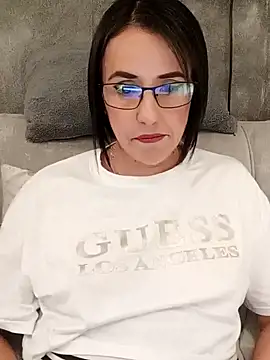 IsisBlake online show from January 17, 11:40 pm