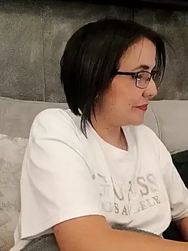 IsisBlake online show from January 18, 1:51 pm