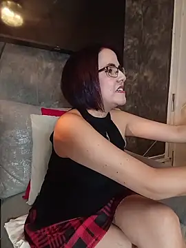 IsisBlake online show from April 15, 3:02 am