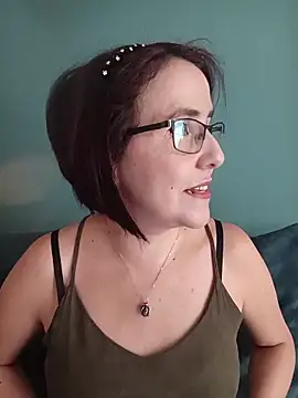 Snapshot of IsisBlake chatting on June 21, 5:37 pm IsisBlake online show from June 21, 5:37 pm
