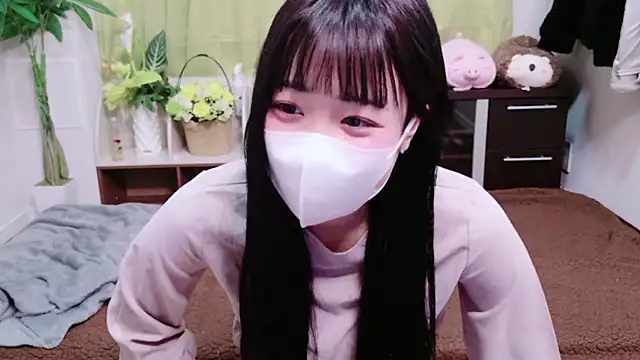 Snapshot of Mia--meow chatting on January 3, 1:14 pm Mia--meow online show from January 3, 1:14 pm