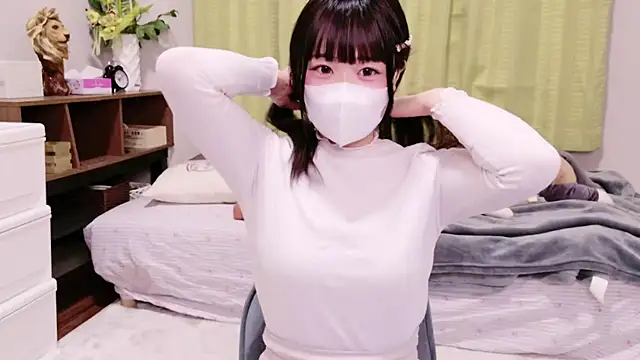 Snapshot of Mia--meow chatting on February 7, 12:28 pm Mia--meow online show from February 7, 12:28 pm