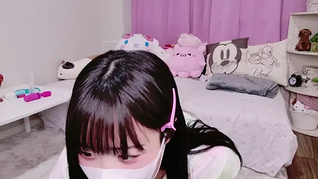 Snapshot of Mia--meow chatting on March 12, 12:04 pm Mia--meow online show from March 12, 12:04 pm