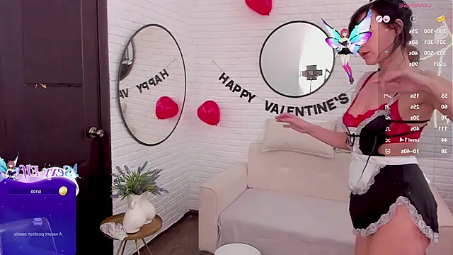 Julia  Frey online show from February 12, 11:27 am