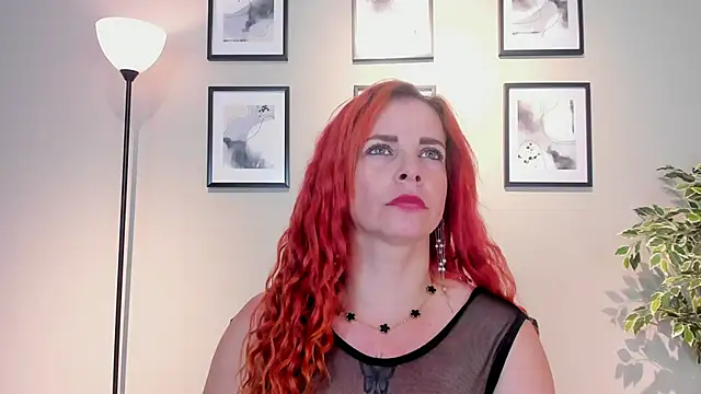 Snapshot of HannaBrave chatting on March 13, 7:31 pm HannaBrave online show from March 13, 7:31 pm
