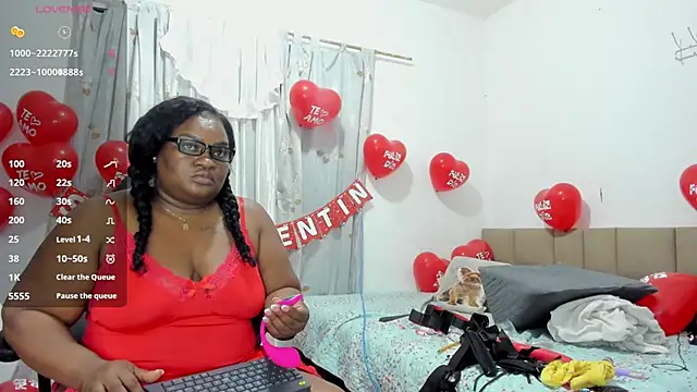 lilybaudyn  online show from February 13, 10:17 pm