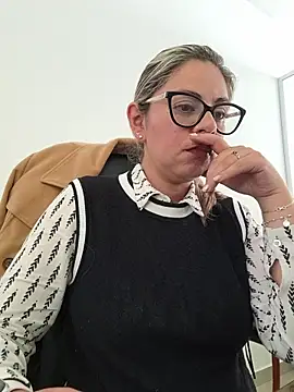 Cata Office-12 online show from November 18, 8:35 pm