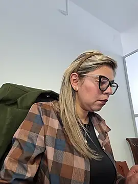 Cata Office-12 online show from November 21, 8:07 pm