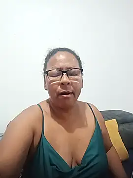 Afroditabichota online show from October 27, 8:18 am