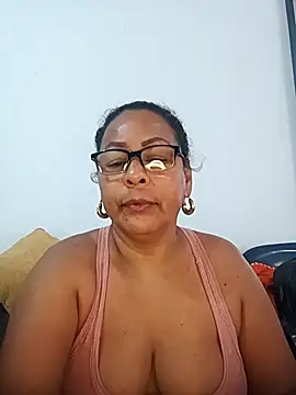 Afroditabichota online show from November 3, 12:28 pm