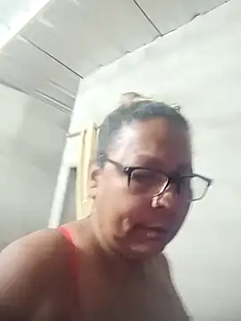 Afroditabichota online show from November 19, 8:25 am