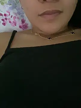 katrienee online show from February 16, 3:59 pm