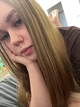 Marylallka5 online show from March 6, 10:01 am