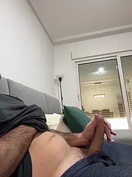 Snapshot of RonH1234 chatting on March 21, 12:32 pm RonH1234 online show from March 21, 12:32 pm