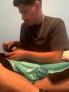 Snapshot of parTy20344 chatting on November 22, 9:52 am parTy20344 online show from November 22, 9:52 am