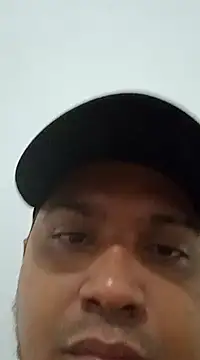 Snapshot of alex_martinez16 chatting on January 11, 4:59 am alex martinez16 online show from January 11, 4:59 am