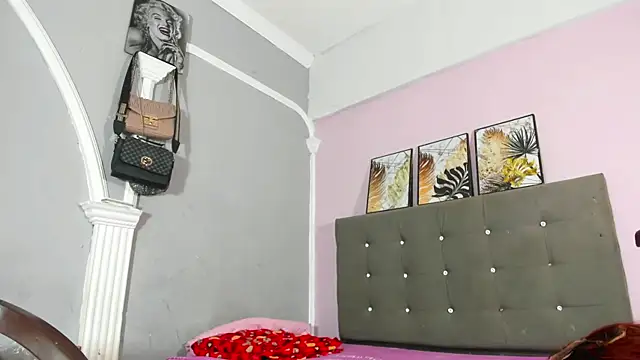 sexy-luna-star-ts online show from January 9, 3:26 pm