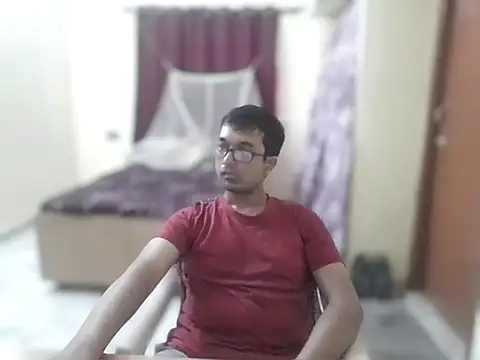 Snapshot of THE_NAKED_BOY chatting on May 17, 4:43 am THE NAKED BOY online show from May 17, 4:43 am
