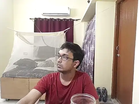 Snapshot of THE_NAKED_BOY chatting on May 20, 12:55 pm THE NAKED BOY online show from May 20, 12:55 pm
