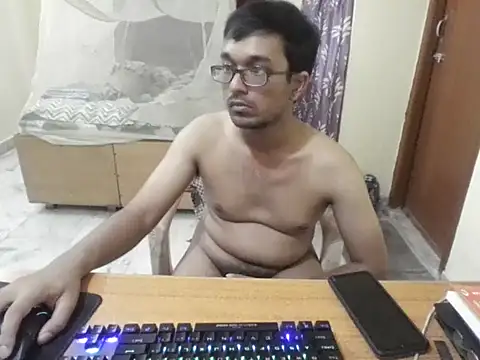 Snapshot of THE_NAKED_BOY chatting on May 23, 6:29 am THE NAKED BOY online show from May 23, 6:29 am