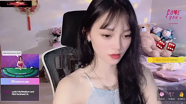 Snapshot of ___Nari___ chatting on March 15, 4:35 am Nari online show from March 15, 4:35 am