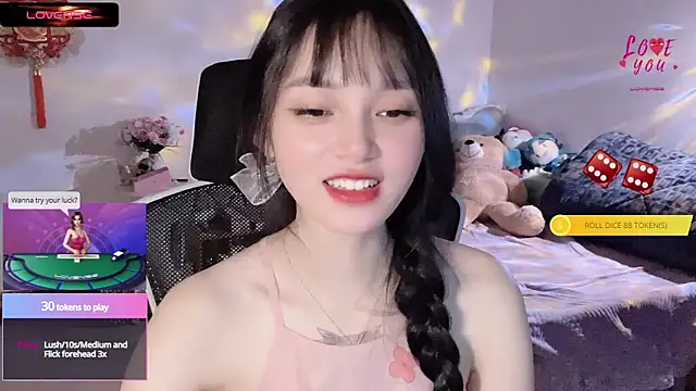 Snapshot of ___Nari___ chatting on March 16, 2:21 am Nari online show from March 16, 2:21 am