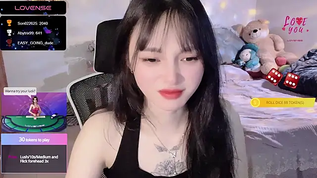 Snapshot of ___Nari___ chatting on March 20, 3:23 am Nari online show from March 20, 3:23 am