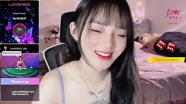 Snapshot of ___Nari___ chatting on March 21, 10:06 pm Nari online show from March 21, 10:06 pm