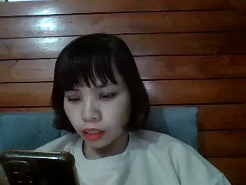 Angela-Eira online show from March 13, 4:05 am