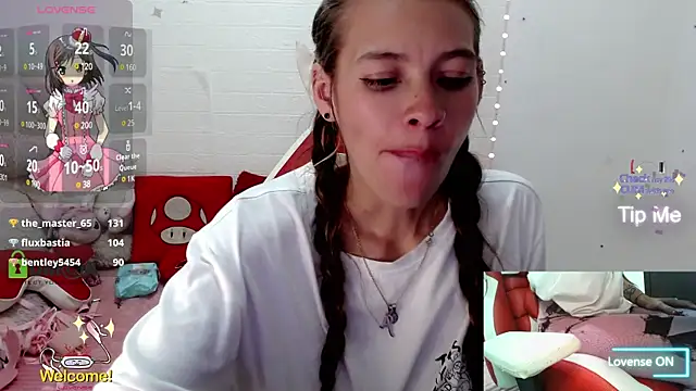 Snapshot of sweetlittlelisa chatting on February 4, 1:13 am sweetlittlelisa online show from February 4, 1:13 am