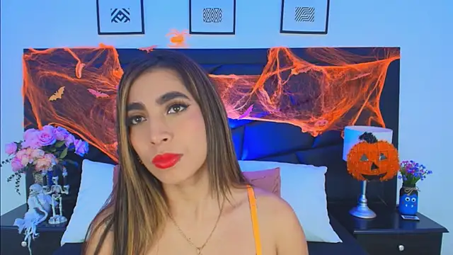 SophieCarther online show from October 24, 12:01 pm