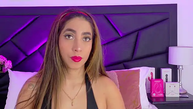 SophieCarther online show from December 3, 12:36 pm