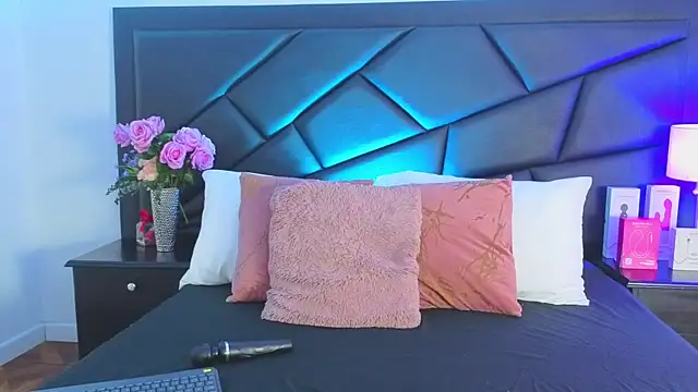 SophieCarther online show from January 9, 12:52 pm