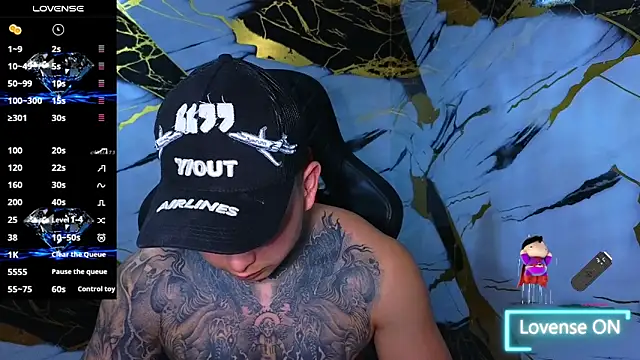 Kevin22 222 online show from April 4, 1:15 am