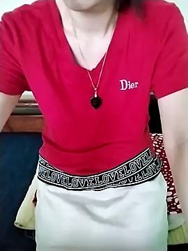 Luxcute286 online show from June 3, 9:34 am