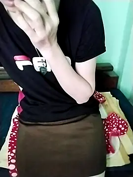 Snapshot of Luxcute286 chatting on July 16, 3:23 am Luxcute286 online show from July 16, 3:23 am