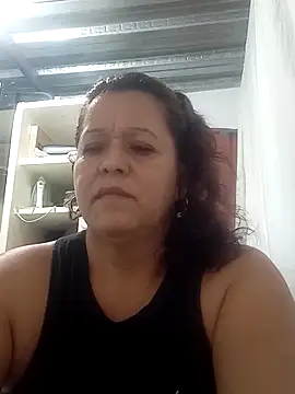 Snapshot of Fulopp15 chatting on January 12, 1:37 pm Fulopp15 online show from January 12, 1:37 pm