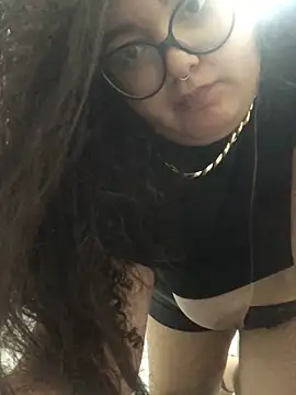 Snapshot of luadesnuda chatting on January 25, 2:47 am luadesnuda online show from January 25, 2:47 am