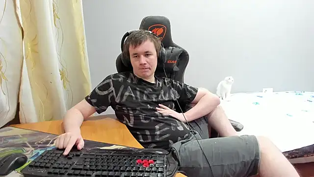 iliaskrislove online show from January 14, 12:38 am