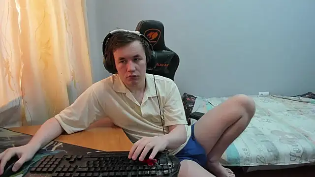 Snapshot of iliaskrislove chatting on February 1, 9:08 am iliaskrislove online show from February 1, 9:08 am