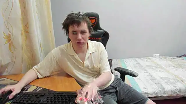 Snapshot of iliaskrislove chatting on February 10, 3:54 am iliaskrislove online show from February 10, 3:54 am