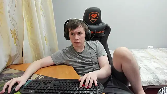 Snapshot of iliaskrislove chatting on February 14, 1:41 pm iliaskrislove online show from February 14, 1:41 pm