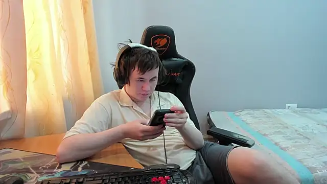 Snapshot of iliaskrislove chatting on February 27, 6:02 am iliaskrislove online show from February 27, 6:02 am