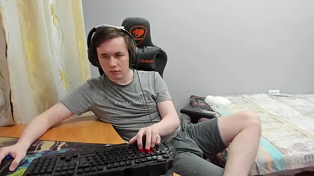 Snapshot of iliaskrislove chatting on March 2, 10:38 pm iliaskrislove online show from March 2, 10:38 pm