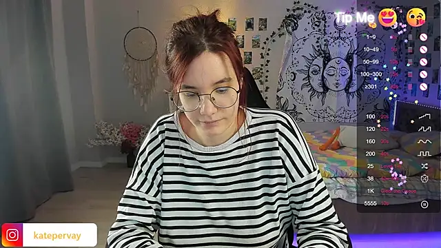 Snapshot of callmekatesmith chatting on February 9, 4:36 am callmekatesmith online show from February 9, 4:36 am