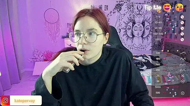 Snapshot of callmekatesmith chatting on February 22, 1:33 am callmekatesmith online show from February 22, 1:33 am