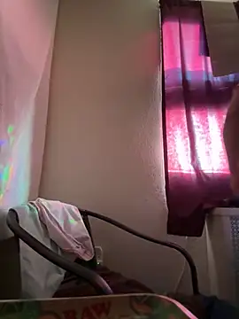 Snapshot of FreakNastyLacie chatting on October 26, 1:06 pm FreakNastyLacie online show from October 26, 1:06 pm