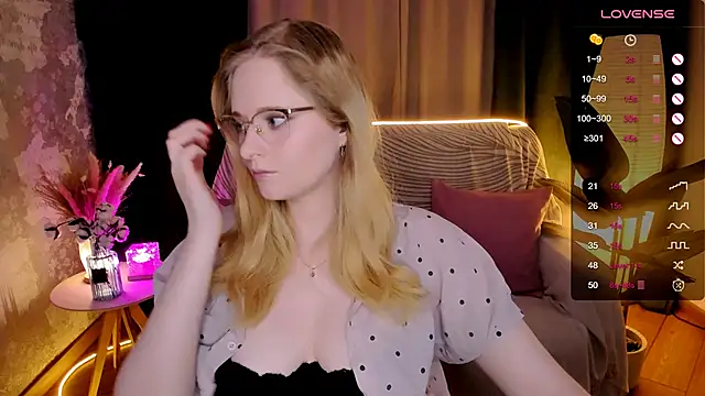 Aemilia  online show from November 4, 8:35 am